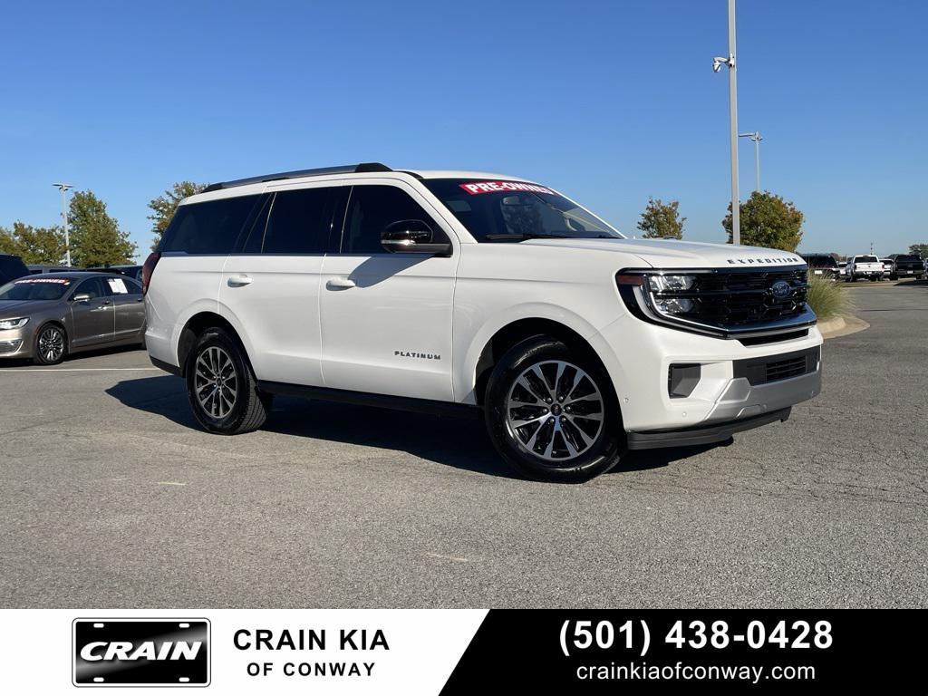 used 2025 Ford Expedition car, priced at $73,068