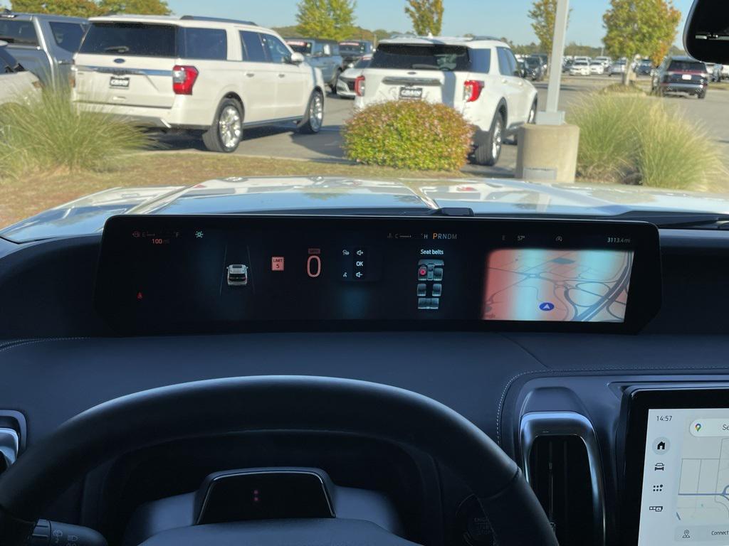 used 2025 Ford Expedition car, priced at $73,068