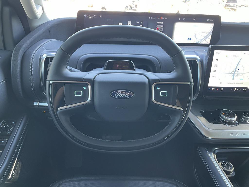 used 2025 Ford Expedition car, priced at $73,068