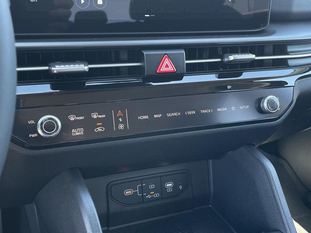 new 2026 Kia Sportage car, priced at $31,535