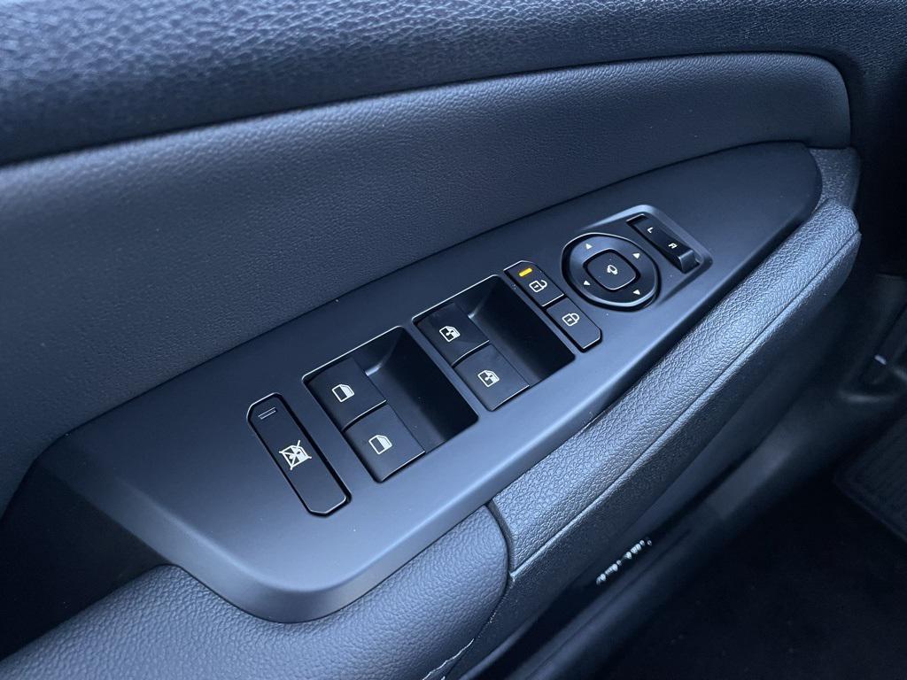 new 2026 Kia Sportage car, priced at $36,935