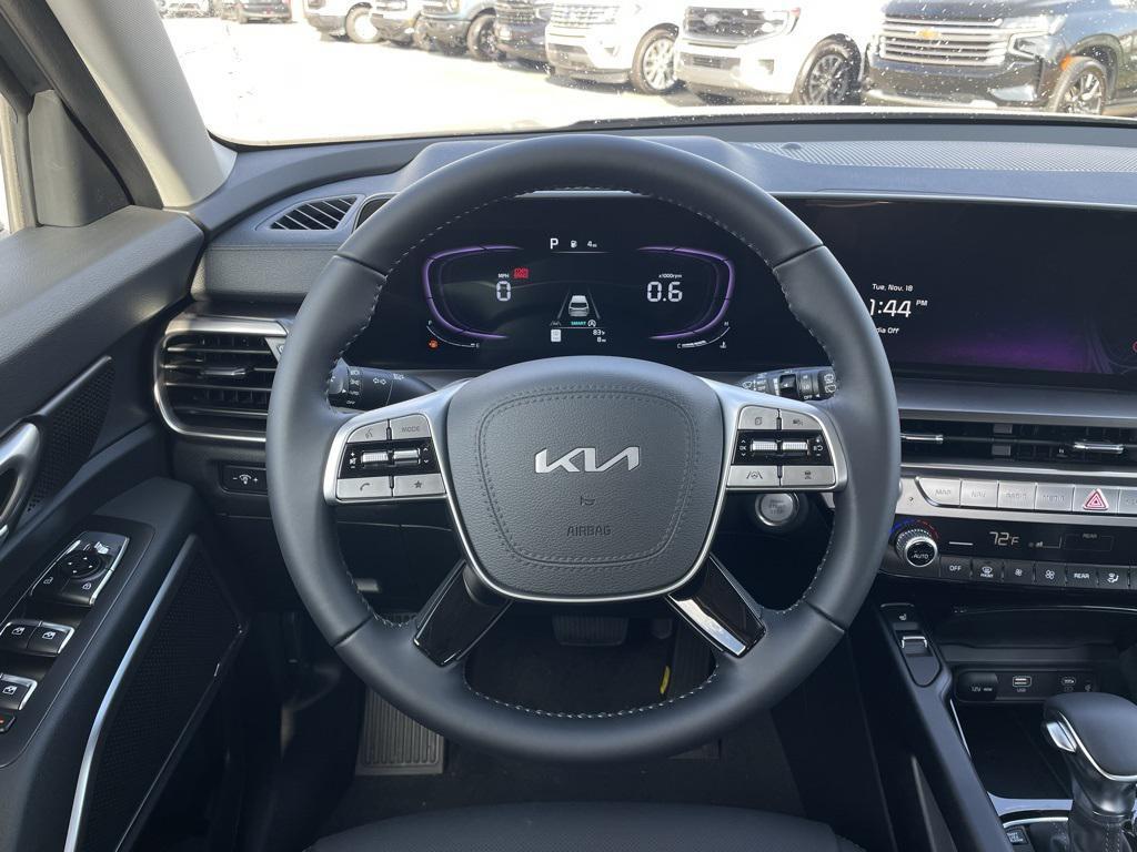 new 2025 Kia Telluride car, priced at $40,647