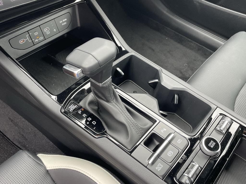 new 2025 Kia K5 car, priced at $29,069