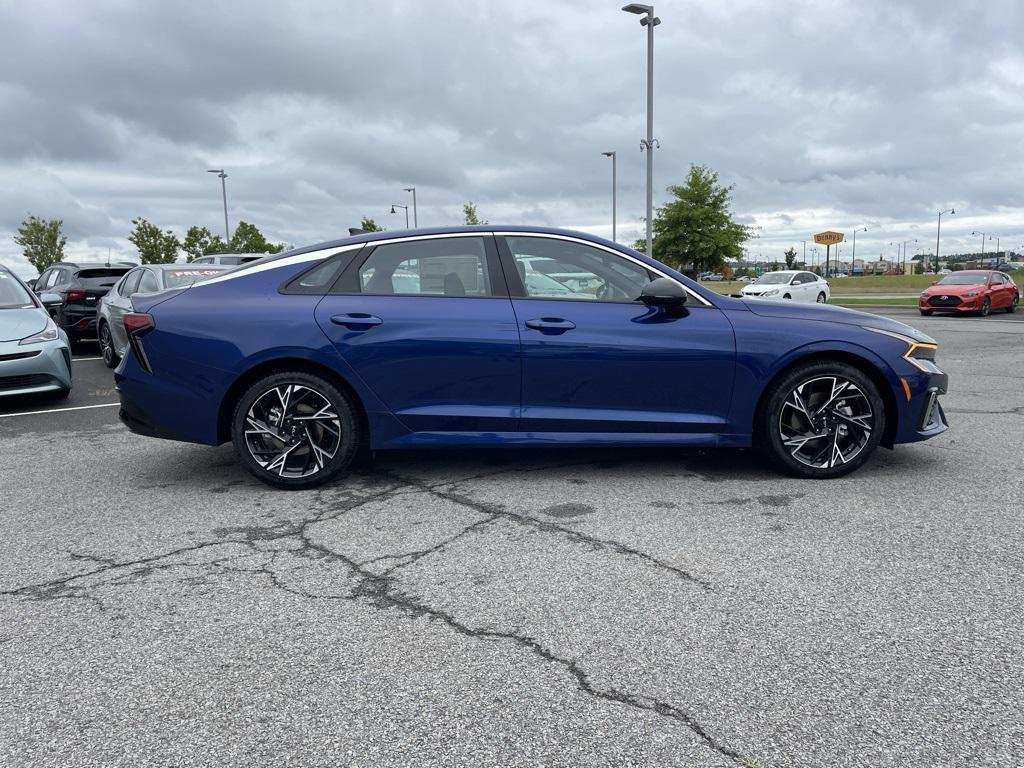 new 2025 Kia K5 car, priced at $29,069