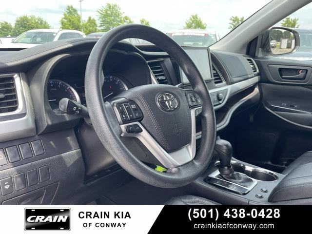 used 2019 Toyota Highlander car, priced at $23,908