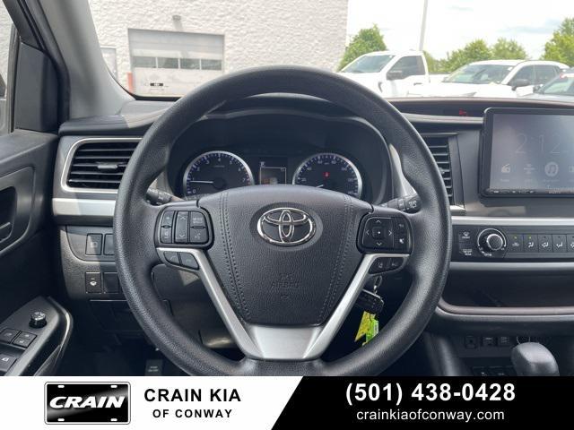 used 2019 Toyota Highlander car, priced at $23,908