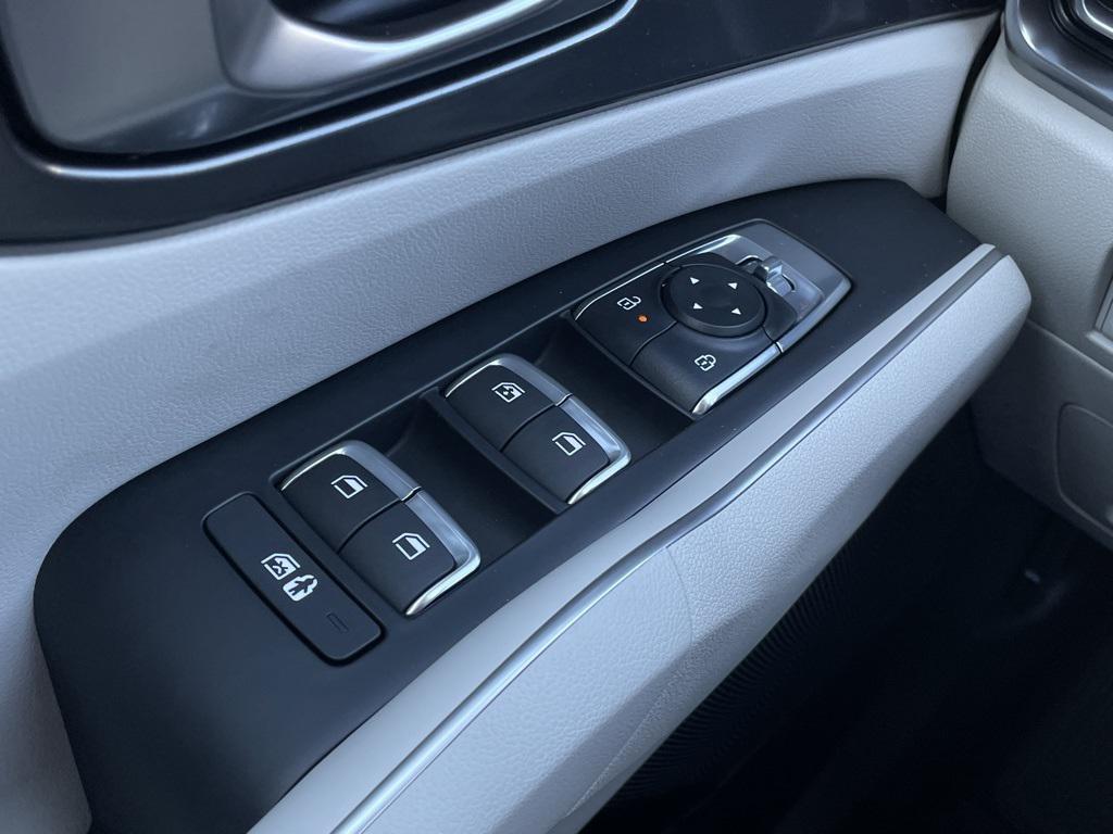 new 2026 Kia Sorento car, priced at $38,140