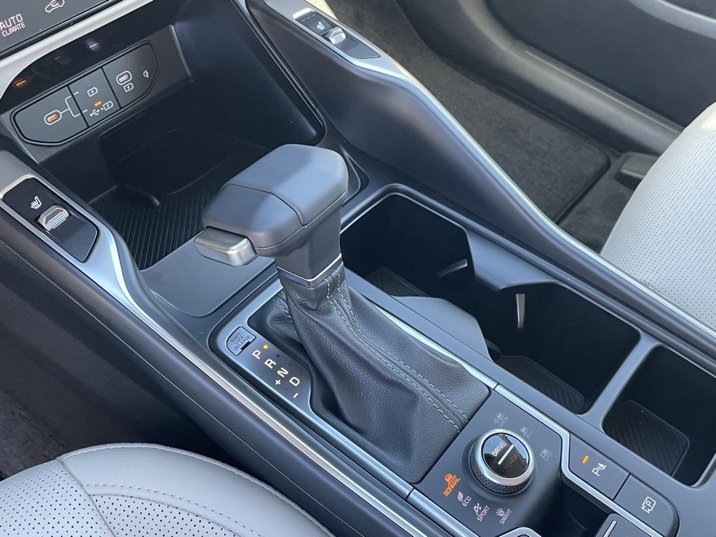 new 2026 Kia Sorento car, priced at $38,140
