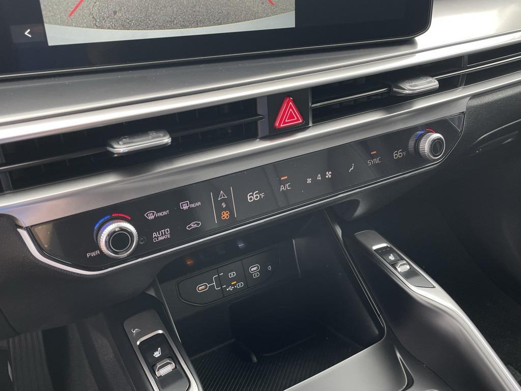 new 2026 Kia Sorento car, priced at $39,065