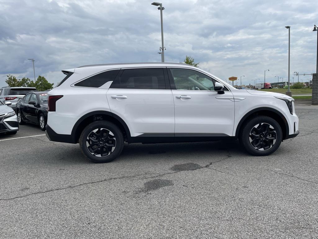 new 2026 Kia Sorento car, priced at $39,065
