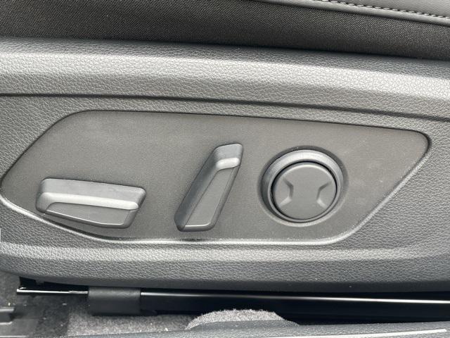 new 2025 Kia K5 car, priced at $28,976