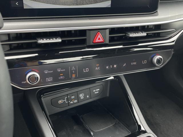 new 2025 Kia K5 car, priced at $28,976