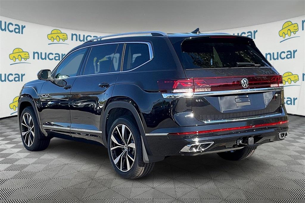 new 2024 Volkswagen Atlas car, priced at $48,833