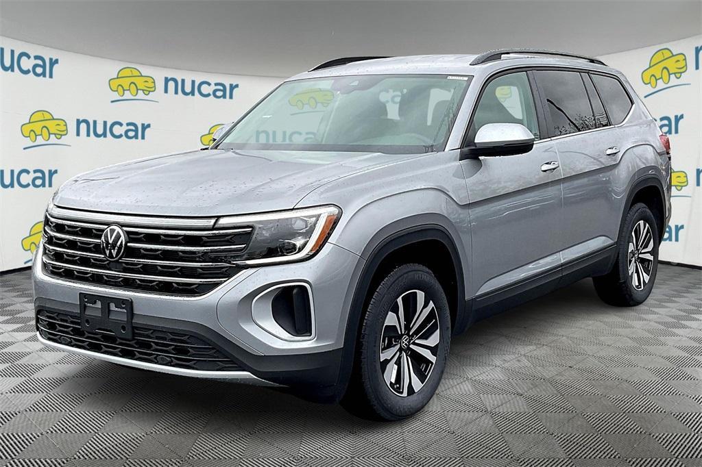 new 2025 Volkswagen Atlas car, priced at $40,077