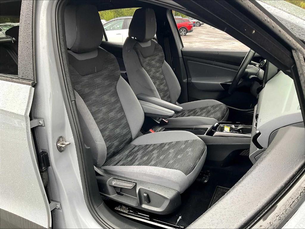 used 2022 Volkswagen ID.4 car, priced at $20,450