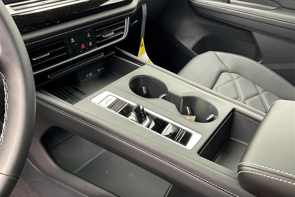 new 2025 Volkswagen Atlas car, priced at $40,969