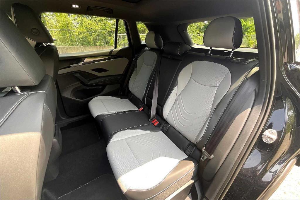 new 2025 Volkswagen Tiguan car, priced at $39,718