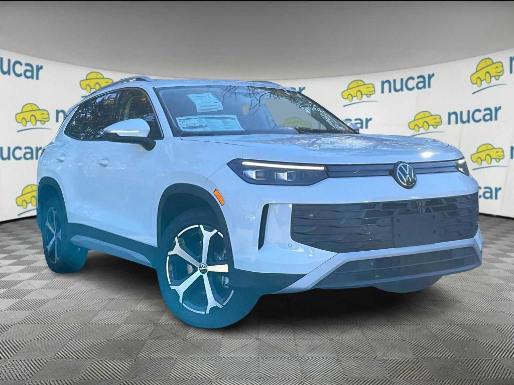 new 2025 Volkswagen Tiguan car, priced at $35,251