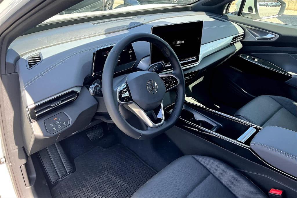 new 2025 Volkswagen ID.4 car, priced at $52,121