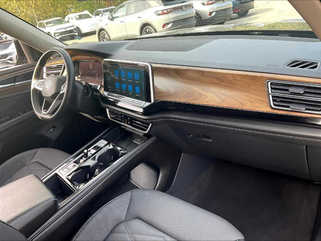 used 2024 Volkswagen Atlas car, priced at $33,800