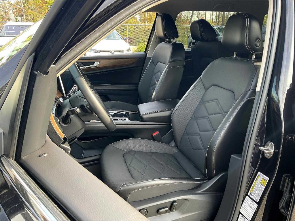 used 2024 Volkswagen Atlas car, priced at $33,800