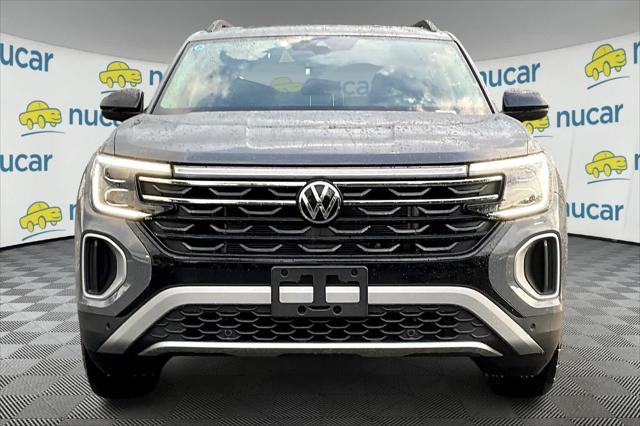 new 2024 Volkswagen Atlas car, priced at $50,245