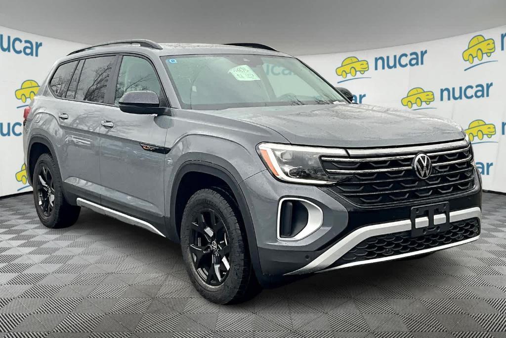 new 2025 Volkswagen Atlas car, priced at $45,487