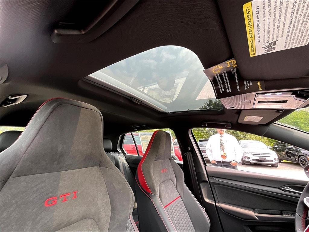 new 2025 Volkswagen Golf GTI car, priced at $38,125