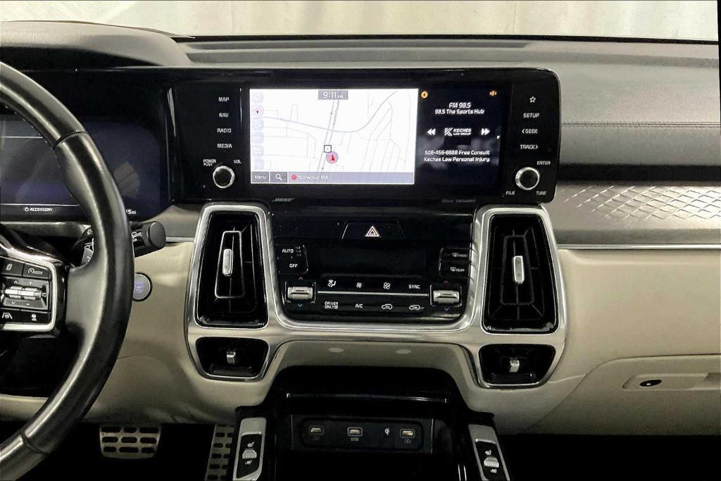 used 2023 Kia Sorento Hybrid car, priced at $32,900