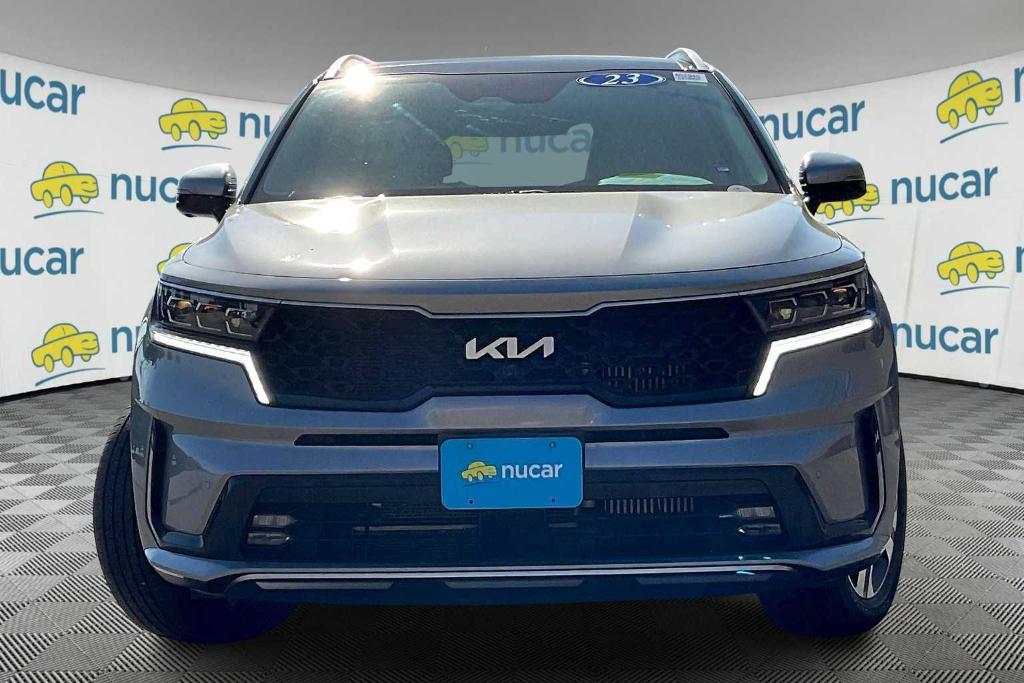 used 2023 Kia Sorento Hybrid car, priced at $32,900