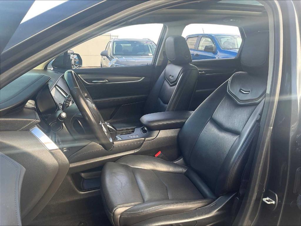 used 2019 Cadillac XT5 car, priced at $22,400