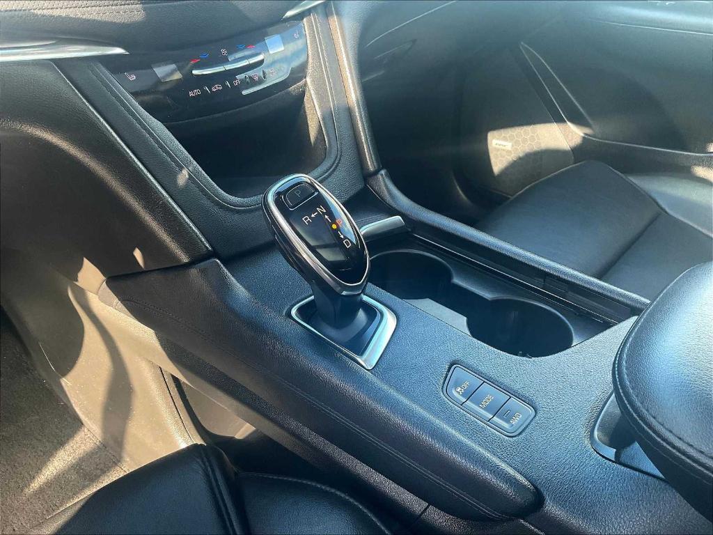 used 2019 Cadillac XT5 car, priced at $22,400