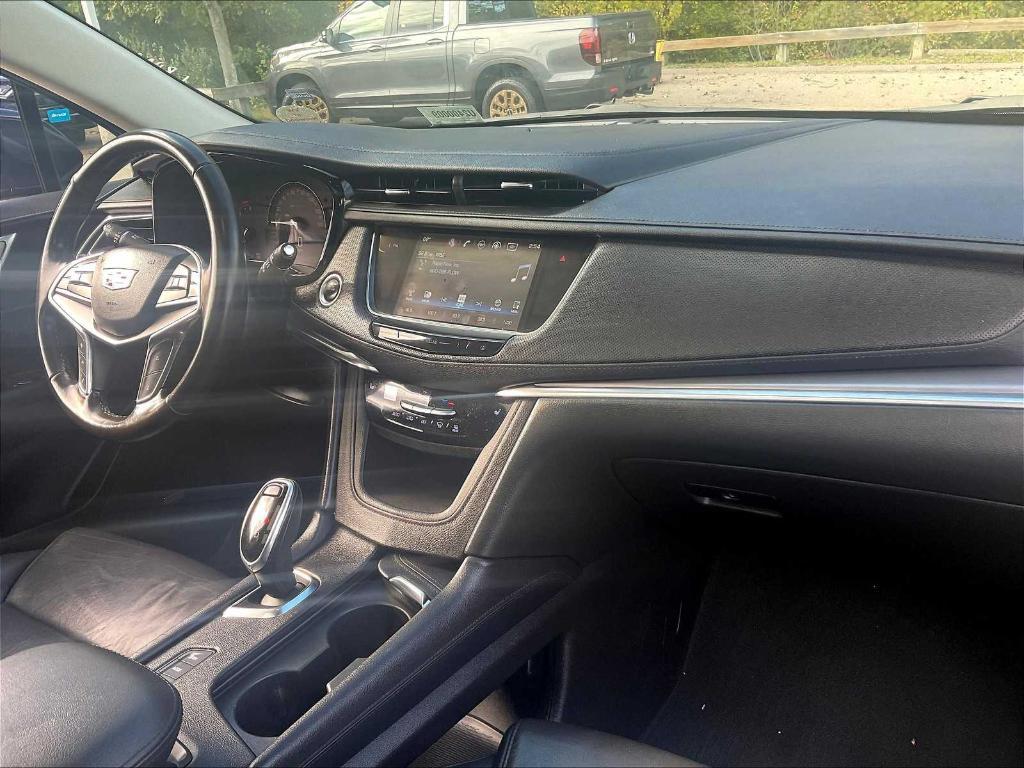used 2019 Cadillac XT5 car, priced at $22,400