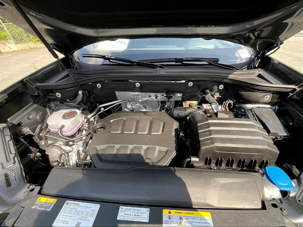new 2025 Volkswagen Atlas Cross Sport car, priced at $47,621