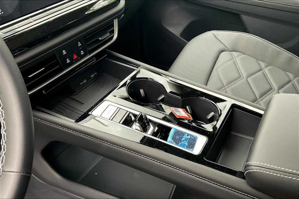 new 2025 Volkswagen Atlas car, priced at $45,369