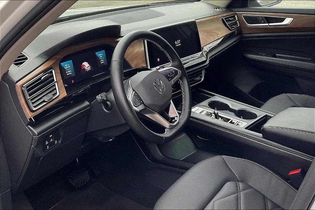 used 2024 Volkswagen Atlas car, priced at $35,900
