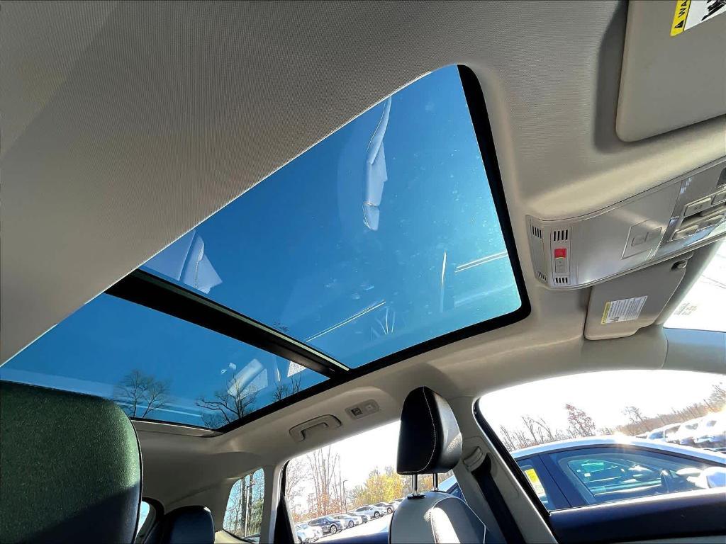 used 2025 Volkswagen Taos car, priced at $27,900