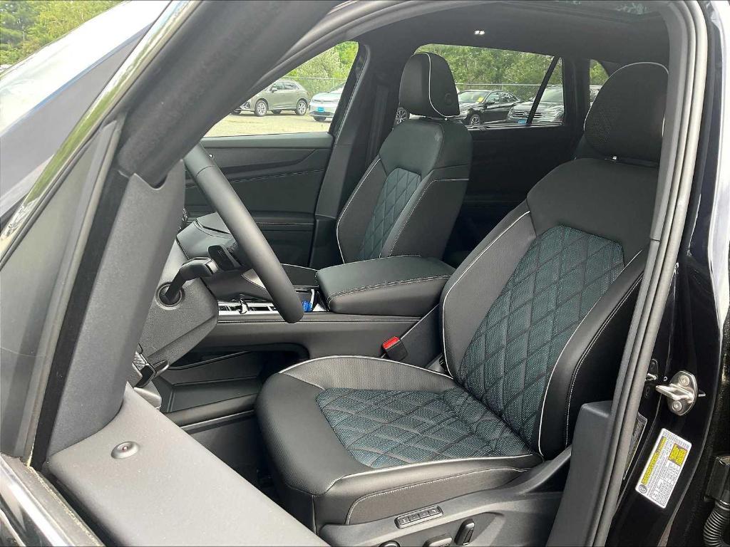 new 2025 Volkswagen Atlas Cross Sport car, priced at $49,587
