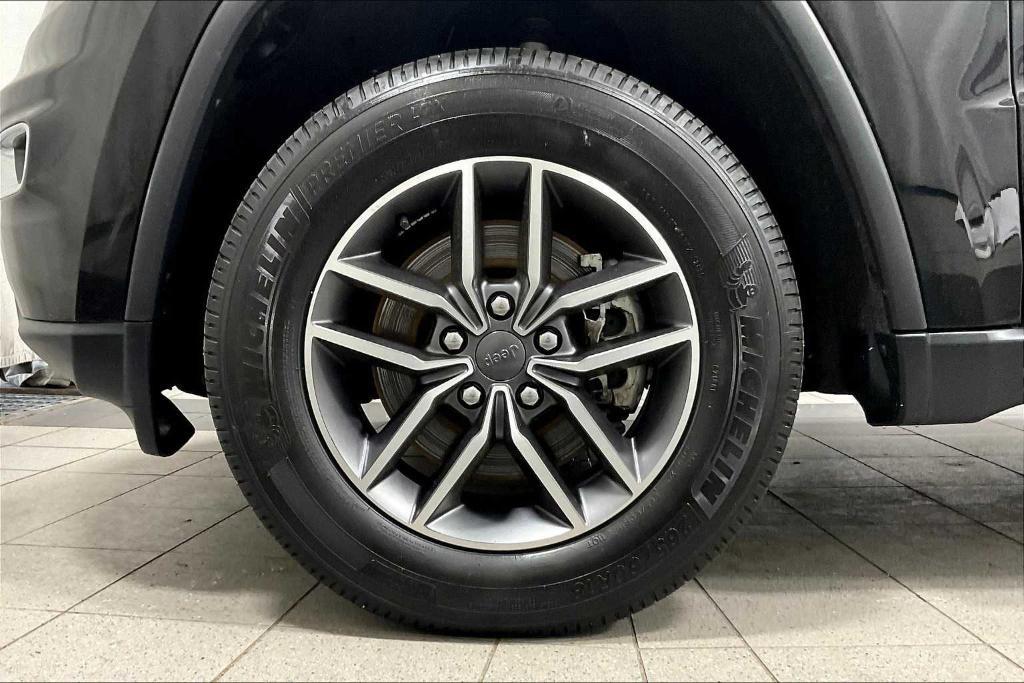used 2021 Jeep Grand Cherokee car, priced at $28,900