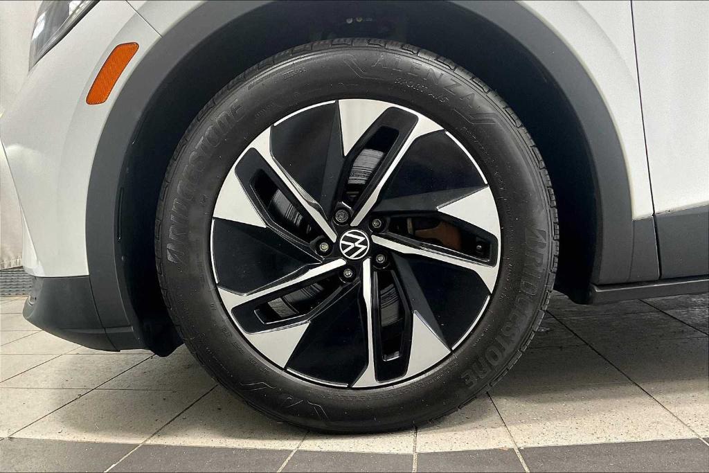 used 2021 Volkswagen ID.4 car, priced at $20,450