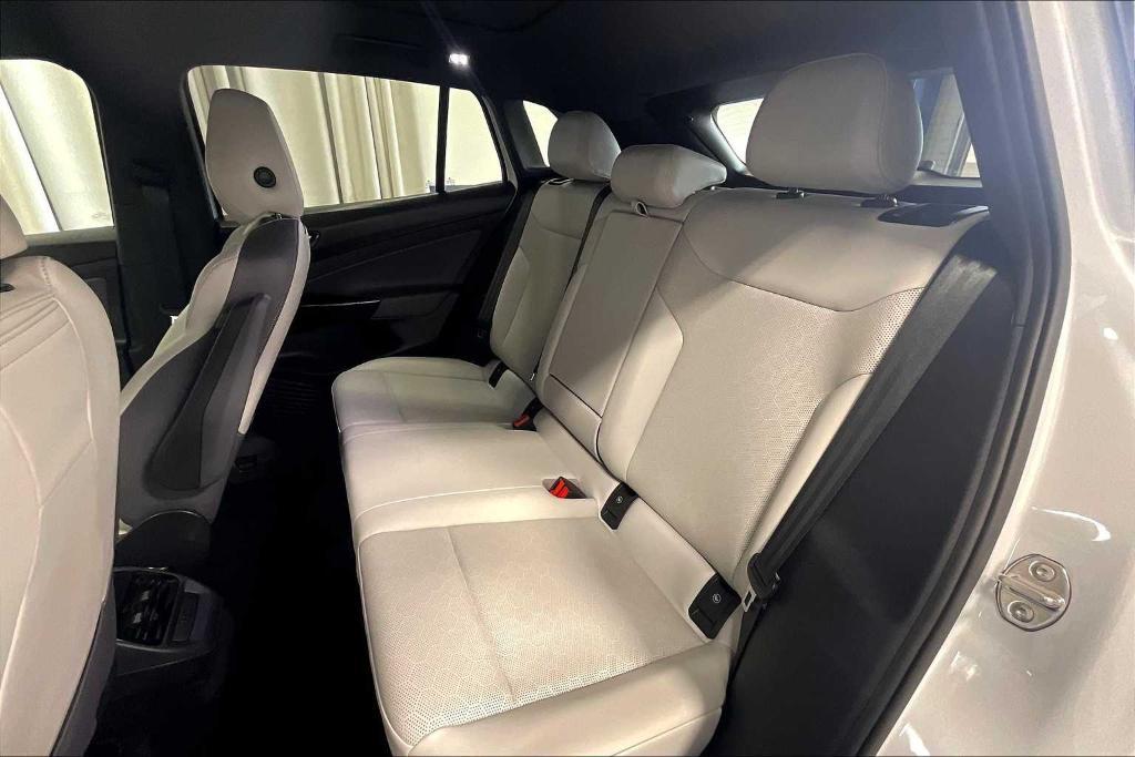 used 2021 Volkswagen ID.4 car, priced at $20,450