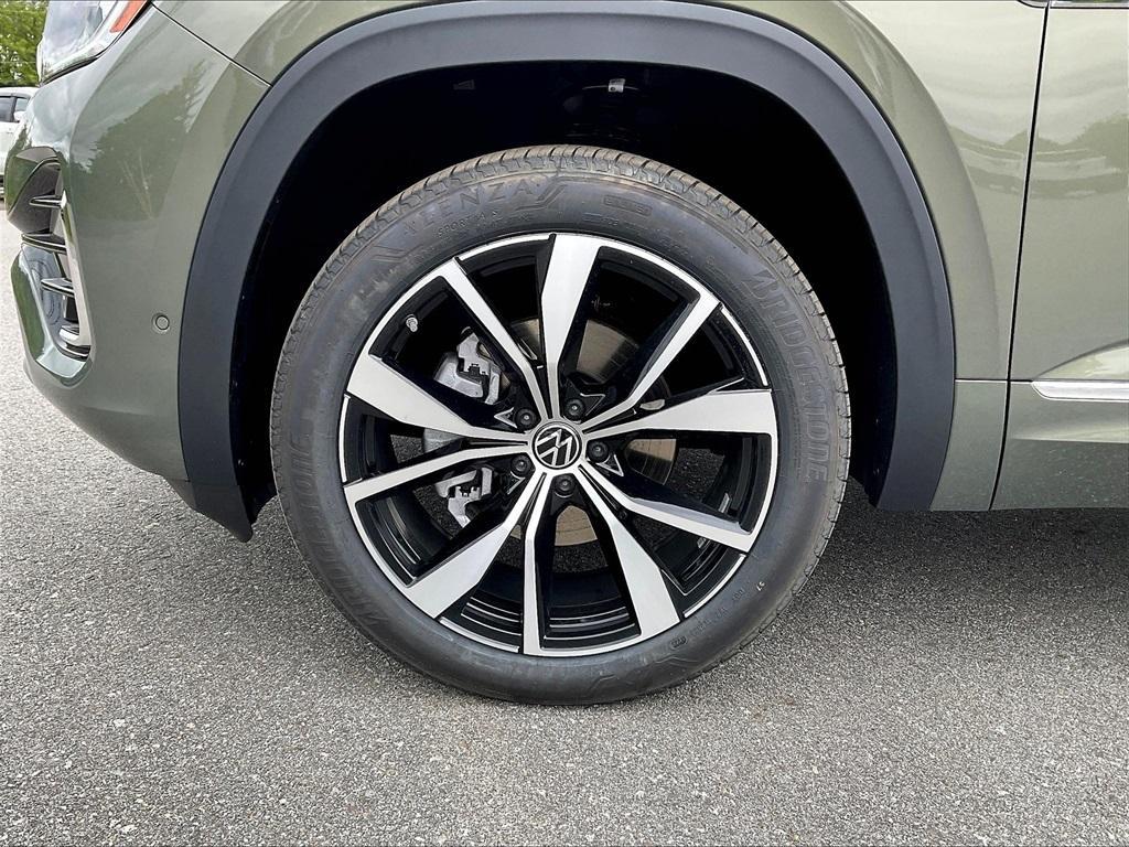 new 2025 Volkswagen Atlas Cross Sport car, priced at $52,126