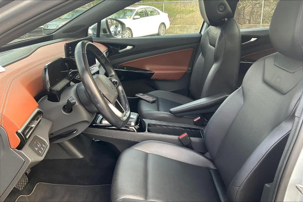 used 2021 Volkswagen ID.4 car, priced at $20,450