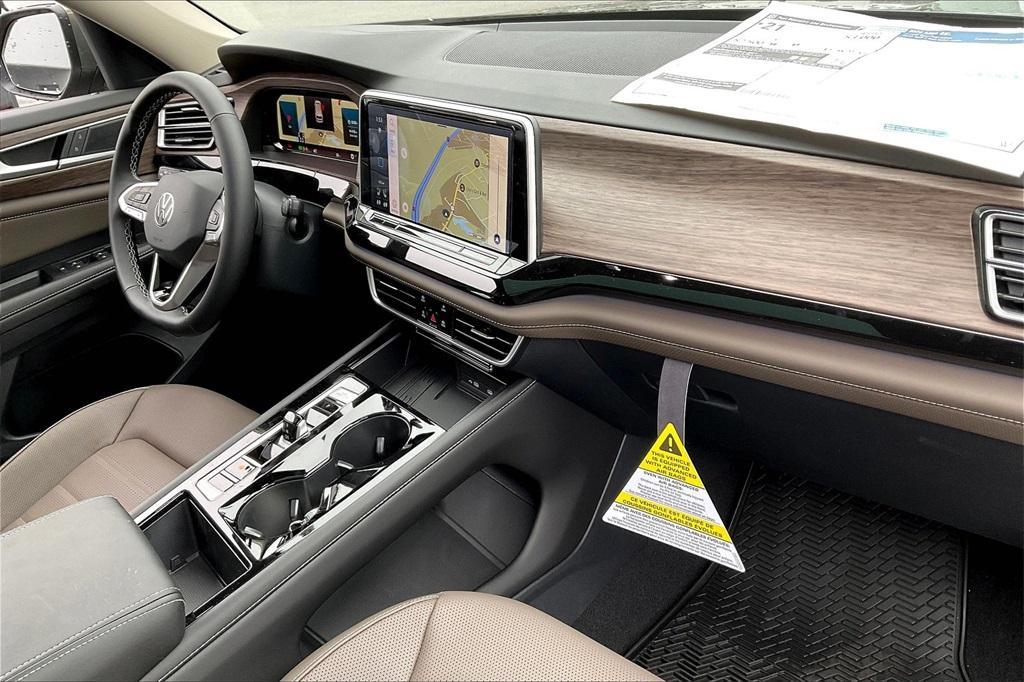 new 2025 Volkswagen Atlas car, priced at $48,826