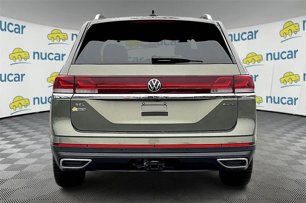 new 2025 Volkswagen Atlas car, priced at $48,826