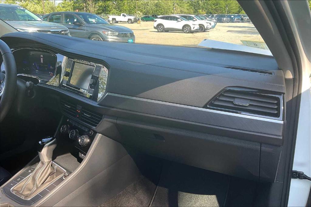 used 2024 Volkswagen Jetta car, priced at $22,400