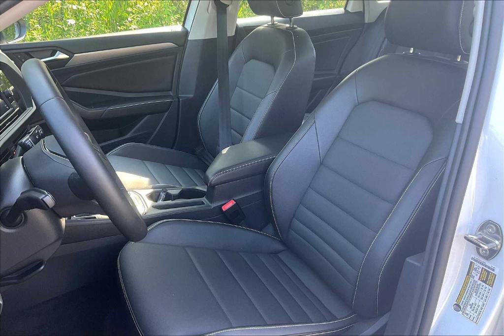 used 2024 Volkswagen Jetta car, priced at $22,400