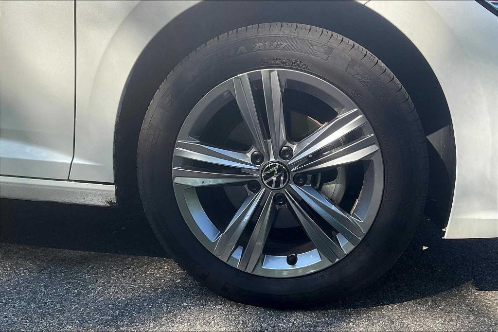 used 2024 Volkswagen Jetta car, priced at $22,400