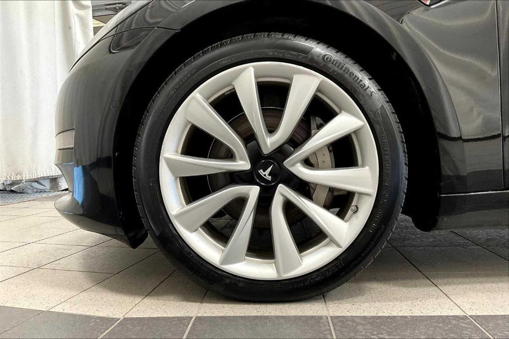 used 2019 Tesla Model 3 car, priced at $17,900
