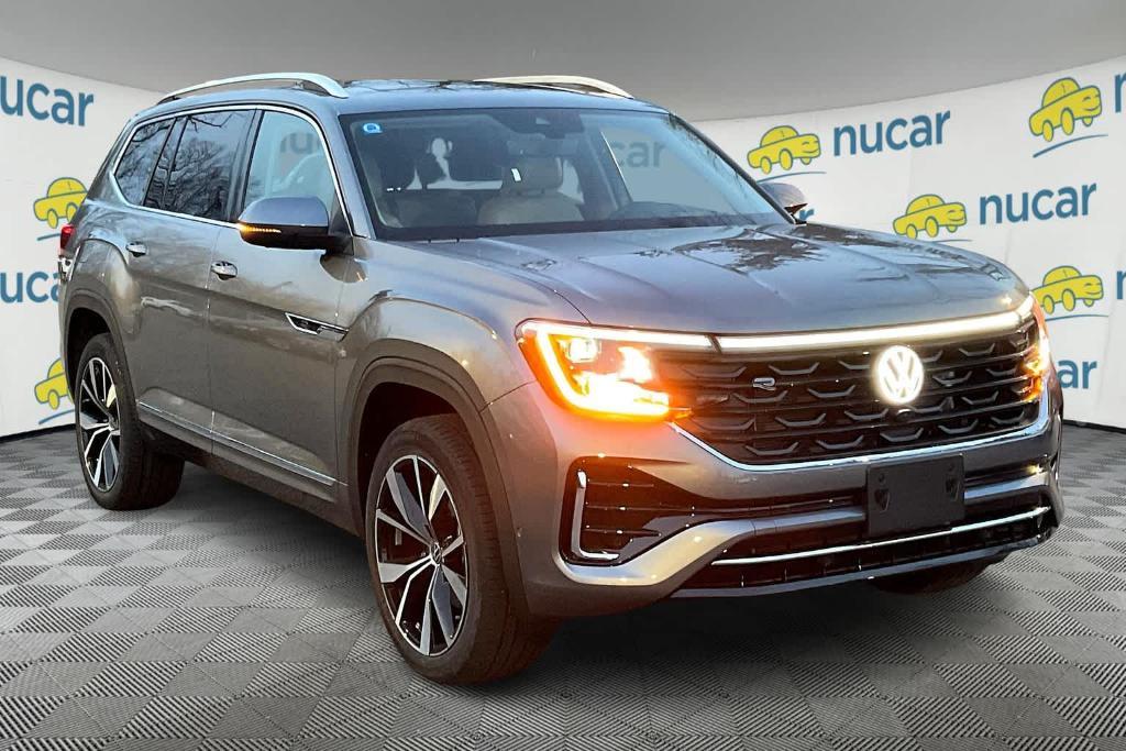 new 2025 Volkswagen Atlas car, priced at $54,258